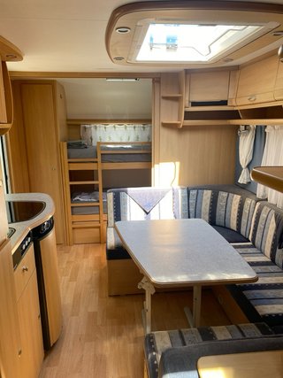 Caravana Dethleffs Camper 560 SK