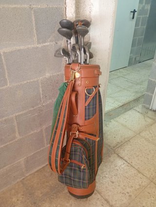Bolsa de golf con palos