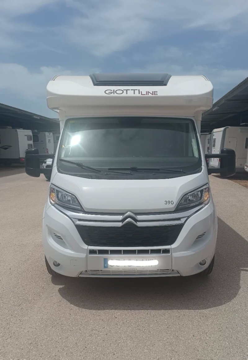 Autocaravana 2020 Giotelline Siena 390 cama isla 5 - foto 1