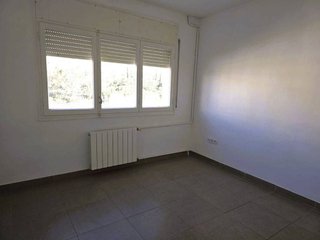 Piso en venta en Ca n'Aurell en Terrassa
