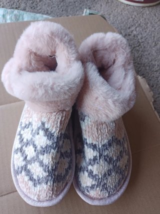 Botas de casa Ysabel Mora mujer rosas