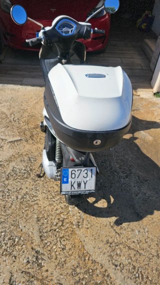 Piaggio Liberty 125 Blanca