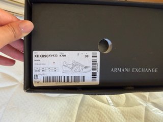 Zapatillas Armani Exchange Blancas y Doradas