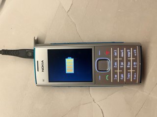 Teléfono Móvil Nokia X2 Plata y Azul