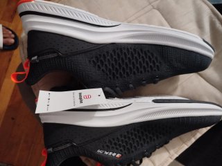 Zapatillas deportivas SPS PLOR negras y naranjas