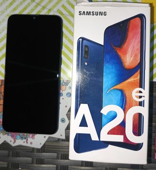 Samsung Galaxy A20e 32GB 3GB RAM