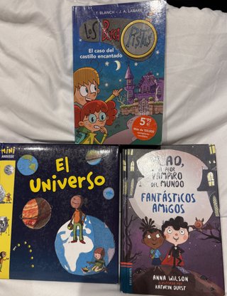 Libros infantil, juvenil. Superbruja, chef, pirata