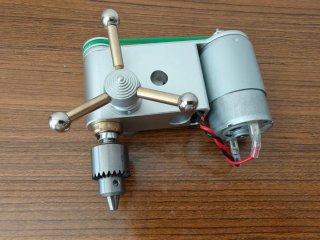 Mini Furadeira Bancada Ajustável 3-24V