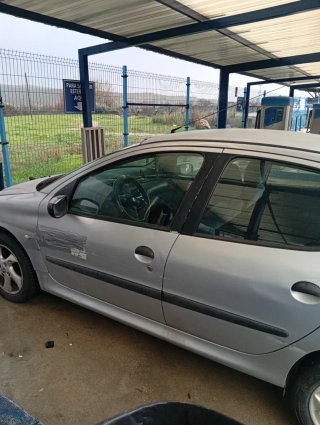 Peugeot 206 2000