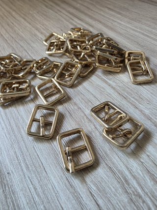 Lote 32 hebillas cuadradas 1cm para pulseras