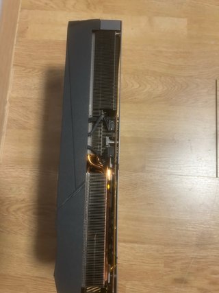 3 4090 sin chip ni vram