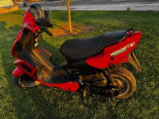 Peugeot Speedfight 2 Scooter