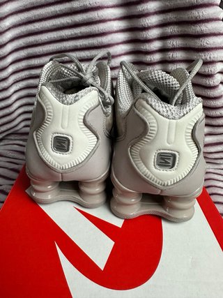 Nike Shox TL Talla 40 Gris Plata