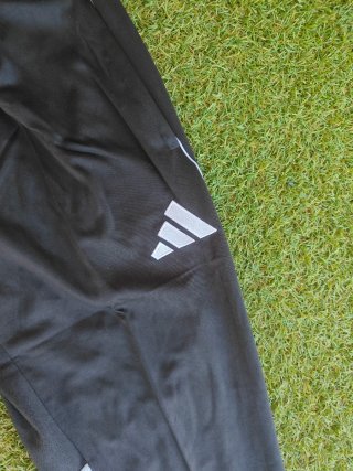 Pantalón chándal Adidas Talla S
