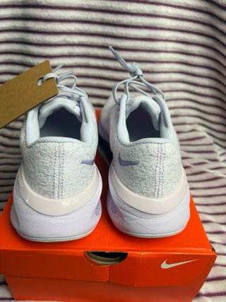 Nike versair talla 37,5