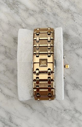 Audemars Piguet Reloj Negro y Dorado