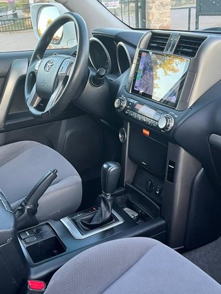 Toyota Land Cruiser 150 2010