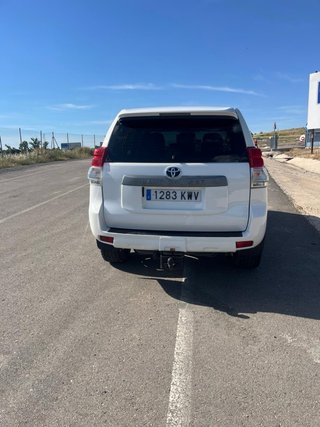Toyota Land Cruiser 150 2010