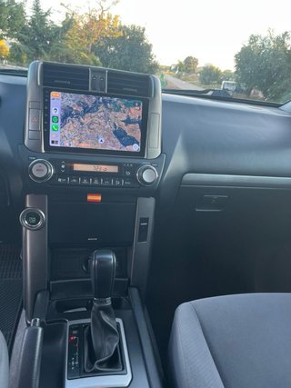 Toyota Land Cruiser 150 2010