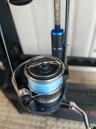 Kali Kunnan Mytic Spinnaker C23 y carrete shimano