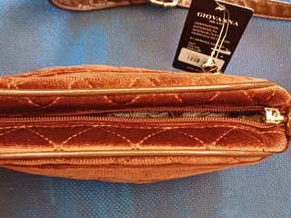 NUEVO! BOLSO TERCIOPELO MARRÓN GIOVANNA MILANO. Si