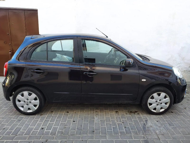 Nissan Micra 2011 - foto 1