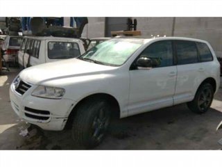 VOLKSWAGEN TOUAREG (7LA)
