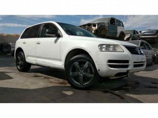 VOLKSWAGEN TOUAREG (7LA)