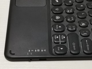 Teclado Bluetooth Ñ Compacto Iluminado, Trackpad