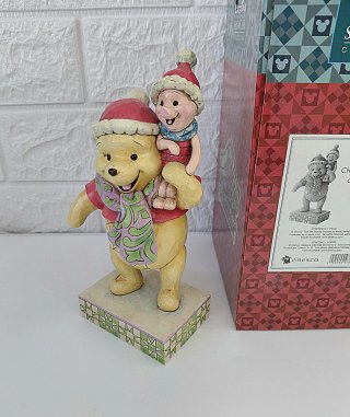 Figura Winnie Pooh y Piglet Jim Shore