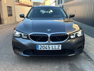 BMW Serie 3 318d TOURING AUTOMATICO  2021