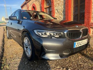 BMW Serie 3 318d TOURING AUTOMATICO  2021