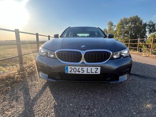 BMW Serie 3 318d TOURING AUTOMATICO  2021