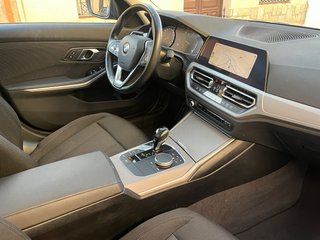 BMW Serie 3 318d TOURING AUTOMATICO  2021