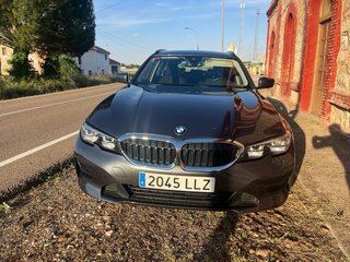 BMW Serie 3 318d TOURING AUTOMATICO  2021