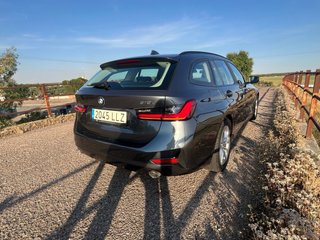 BMW Serie 3 318d TOURING AUTOMATICO  2021