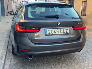 BMW Serie 3 318d TOURING AUTOMATICO  2021