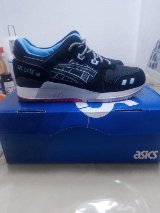 Zapatillas Asics Gel Lyte III Negras y Azules