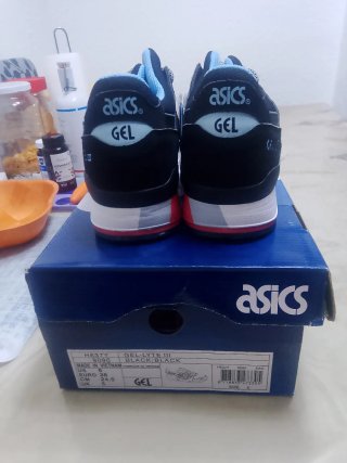 Zapatillas Asics Gel Lyte III Negras y Azules