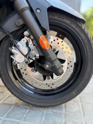 Yamaha Xmax 250cc Plata