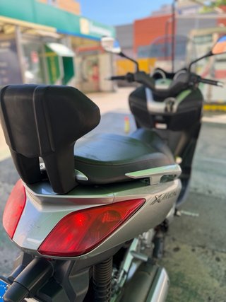 Yamaha Xmax 250cc Plata