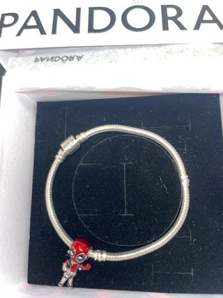 Pulsera Pandora Moments Plata
