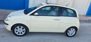 Lancia Ypsilon 1.4 Inyeccion 16V