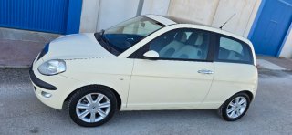 Lancia Ypsilon 1.4 Inyeccion 16V