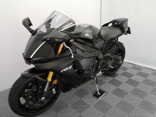 YAMAHA YZF R1 2019 16752 kms.