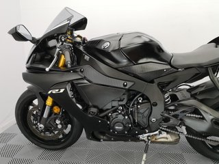 YAMAHA YZF R1 2019 16752 kms.