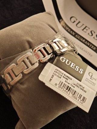 Reloj Guess Millie.