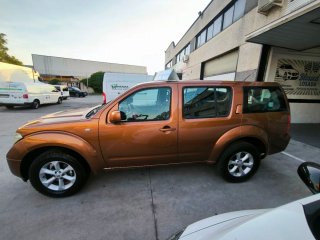 Nissan Pathfinder 2006
