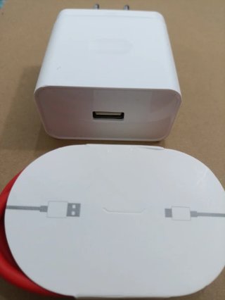 Cargador OnePlus OPPO 80W SuperVOOC