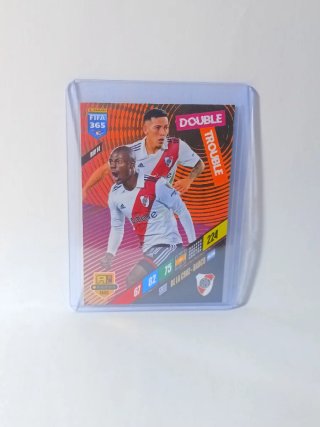 Cromo Panini FIFA 365 Double Trouble